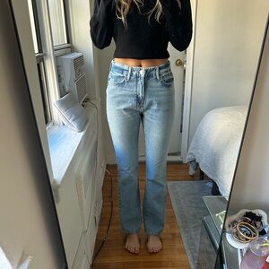 Frame high rise blue jeans